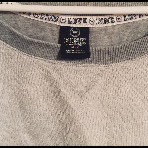 Light weight sweater by Pink - Picture 2 of 3